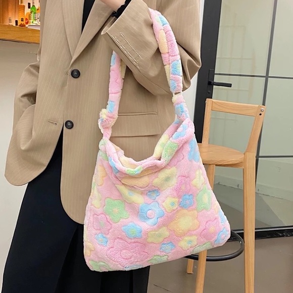 Tote crossbody bag flower plush soft womens pink - Picture 3 of 4